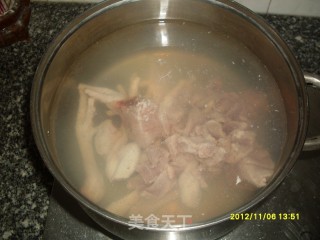 A Bowl of Good Soup-chicken Feet, Peanuts, Yam, Pork Bone Soup recipe