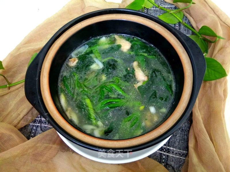 Vermicelli Soup with Spinach Pork Slices recipe