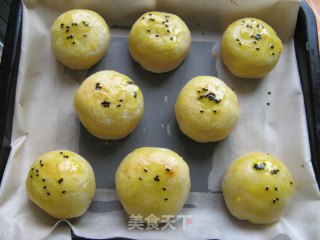 To Celebrate The Mid-autumn Festival, Make Your Own Mooncakes——【su-style Pineapple Mooncakes】 recipe