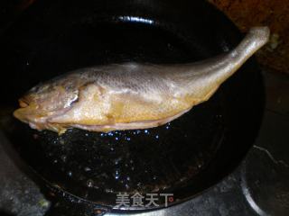 Yellow Croaker in Thick Soup recipe