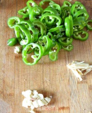 Fried Squid Rings with Green Pepper recipe