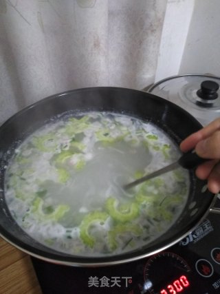 Fatty Bitter Gourd Soup recipe