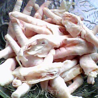 Hot and Sour Chicken Feet recipe