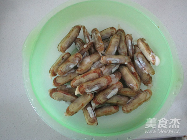 Salt-roasted Razor Clams recipe