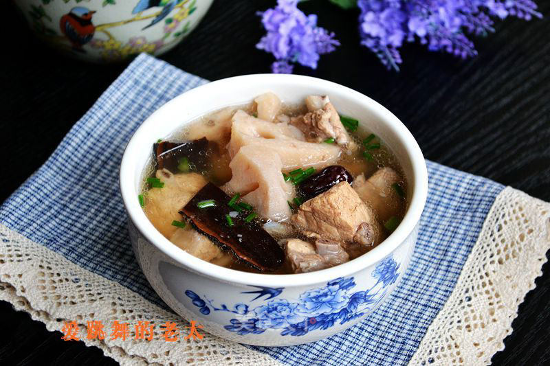 Ganoderma Lucidum and Lotus Root Ribs recipe