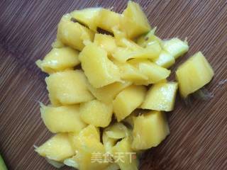 Nut Yogurt Cup recipe