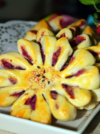 Purple Sweet Potato Chrysanthemum Crisp recipe