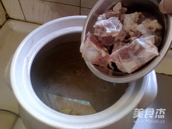 Winter Melon and Barley Pork Bone Soup recipe