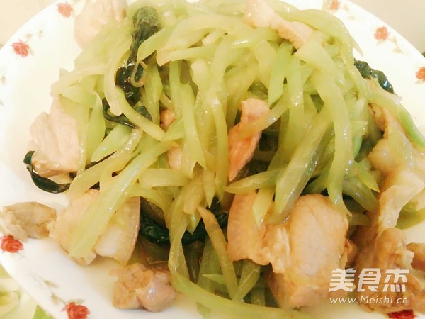 Stir-fried Pork with Lettuce recipe