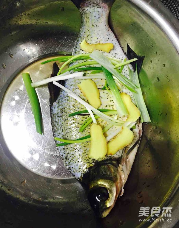 Steamed Wuchang Fish recipe