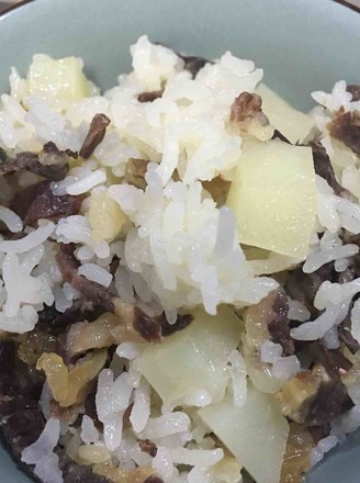 Dried Potato Braised Rice recipe
