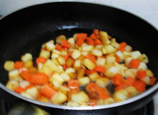 Diced Potatoes with Sauce recipe