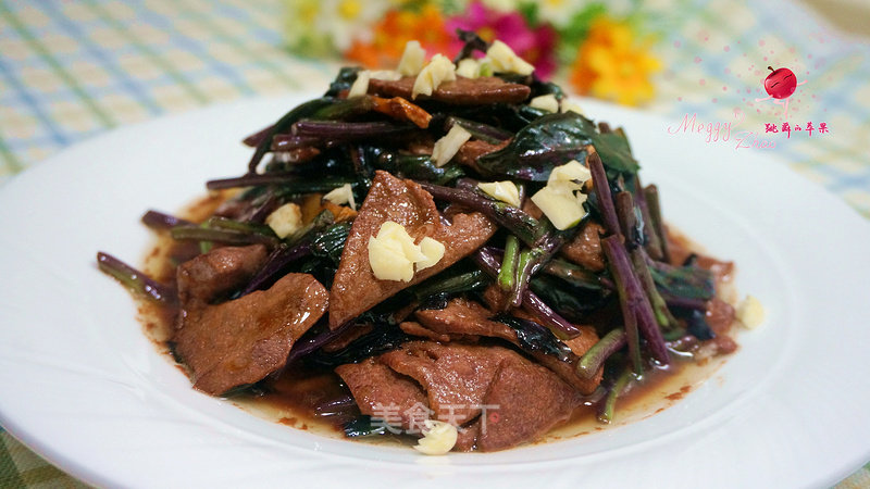 Stir-fried Liver Tip with Purple Beetroot recipe