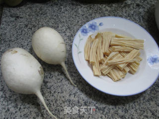 Fried Radish with Yuba recipe