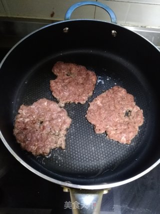 Black Pepper Beef Burger recipe