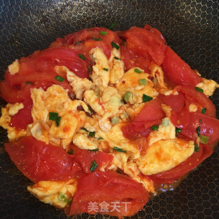 Scrambled Eggs with Tomatoes recipe