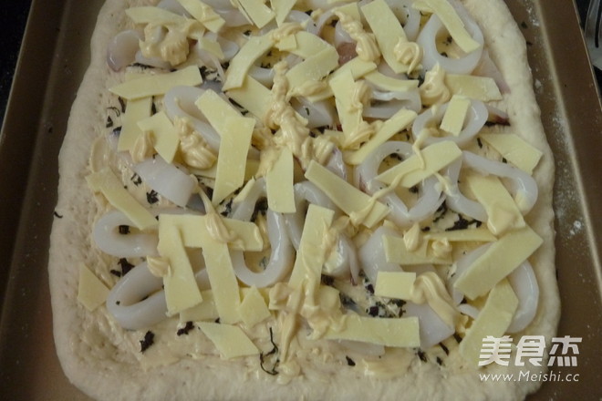 Squid Perilla Pizza recipe