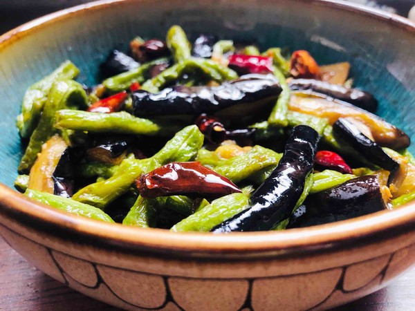 Super Fried Eggplant with Beans, You Can’t Miss It recipe