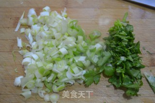 Stimulating and Flavorful [green Onions Mixed with Peppers] recipe