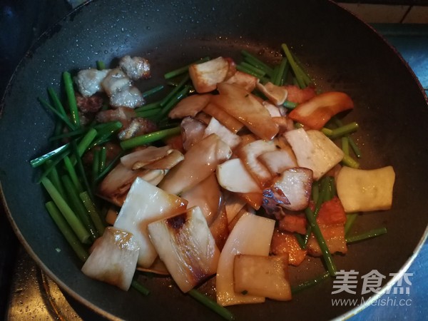 Baked Pork Belly with Seasonal Vegetables recipe
