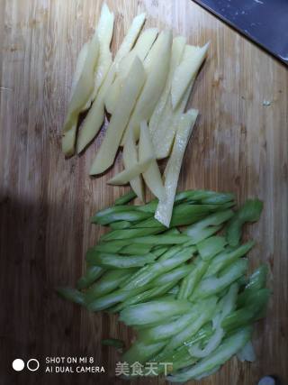 Cumin and Celery Potato Chips recipe