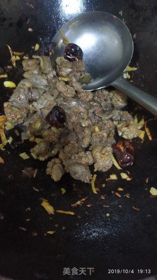 Stir-fried Beef Coated Flower Head recipe