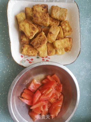 Tofu with Tomato Sauce and Egg recipe