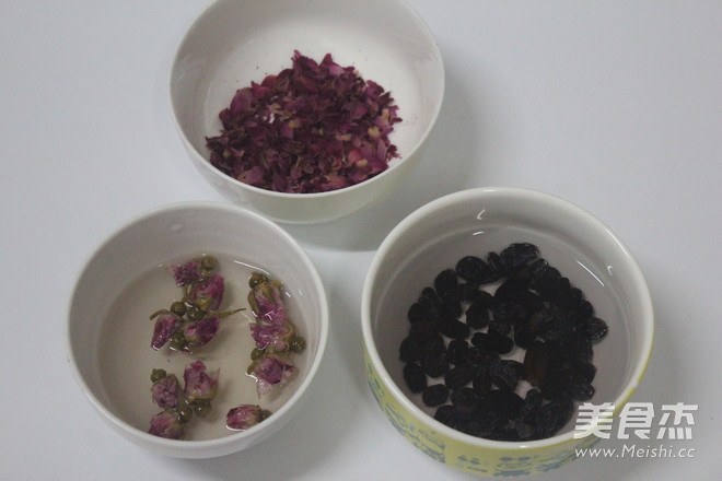 Rose Blackcurrant Scam recipe