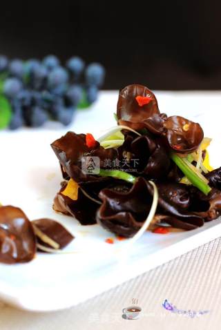 The Secret of Crispy Fungus--crispy Mixed Autumn Fungus recipe