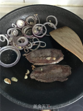 Onion Steak Breakfast recipe