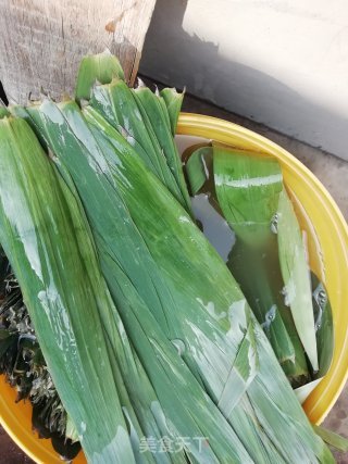 Red Bean and Date Zongzi recipe