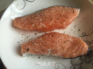 #trust之美#fried Salmon recipe