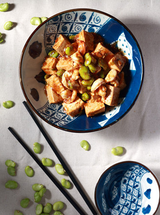 Braised Spring Silkworm Shrimp with Tofu recipe