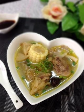 Hericium and Corn Chicken Soup recipe