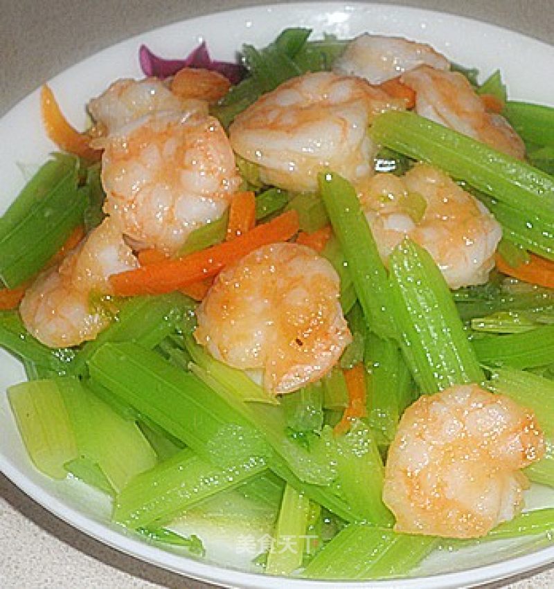 Fried Shrimp with Celery recipe