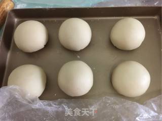 Salted Egg Yolk and Fresh Meat Mooncakes recipe