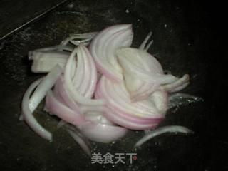 Green Pepper Shredded Pork Topped with Noodles recipe