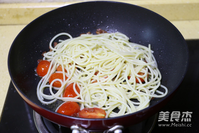 Pasta with Avocado recipe