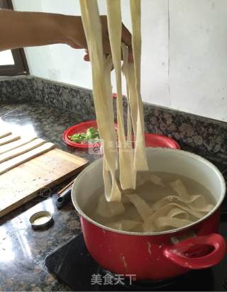 Large Plate Chicken Belt Noodles (simple Version) recipe