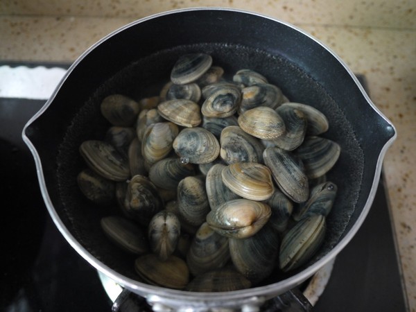 Refreshing Clams Mixed with Cucumber recipe