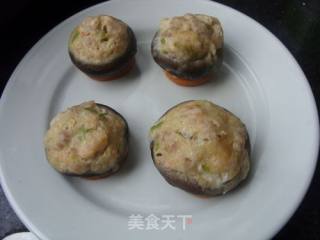 Three Fresh Stuffed Mushrooms recipe