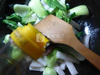 Braised Rice Cake with Green Vegetables recipe