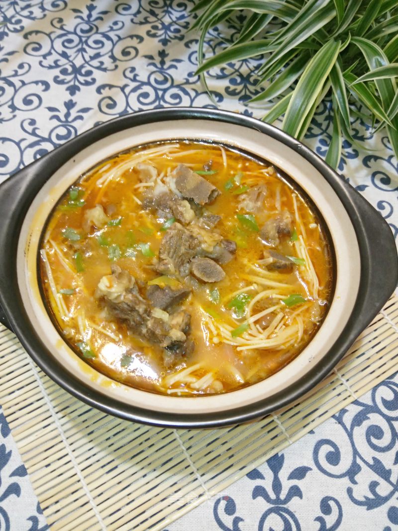 Enoki Mushroom and Beef Bone Soup recipe