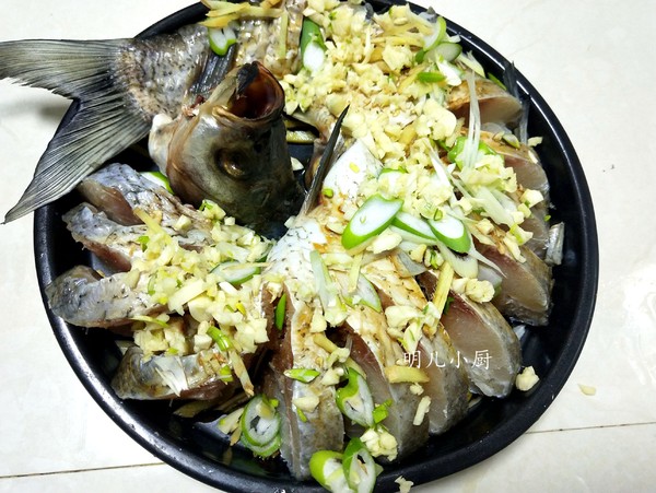Steamed Fish with Chopped Pepper recipe