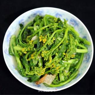 Stir-fried Cabbage Flowers with Oil Residue recipe