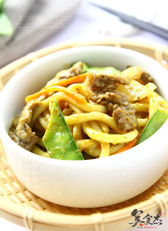 Stir-fried Udon with Curry Beef recipe