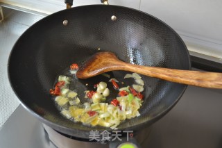 [fried Noodles with Beans and Pork Shreds] recipe