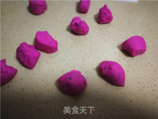 A Bite of Dragon Fruit Mini Buns recipe