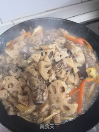Braised Lotus Root with Garlic Pork Ribs recipe