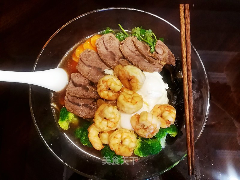 Beef, Shrimp and Vegetable Noodles